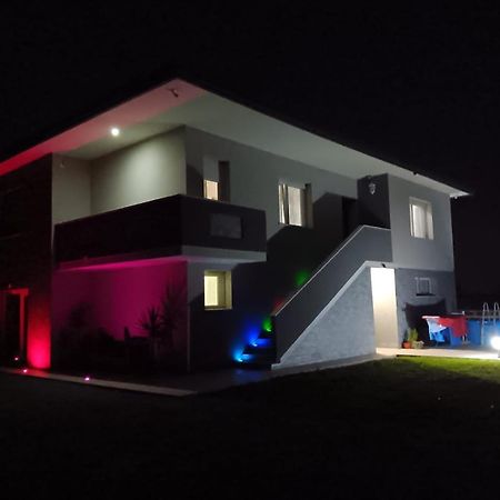 Hotel La Famiglia Doppia Ca Bianca Exterior foto